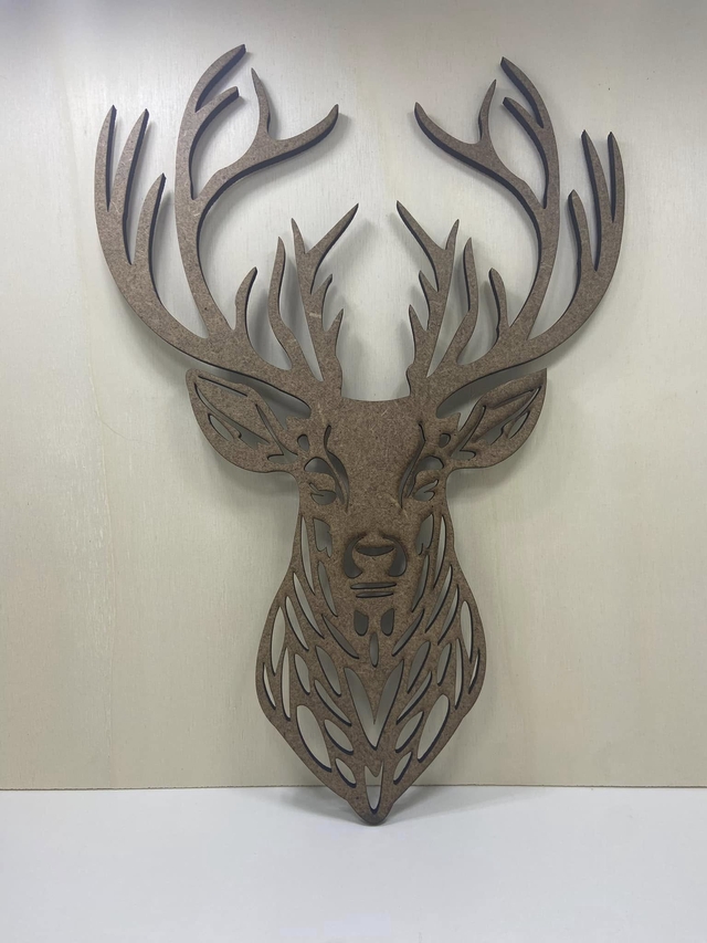Découpe cerf 
