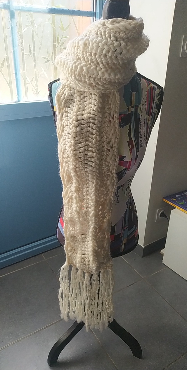 Echarpe 100 laine qui ne gratte pas, crochet à la fourche