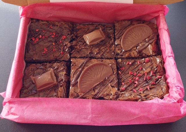 Build Your Own Brownie Box