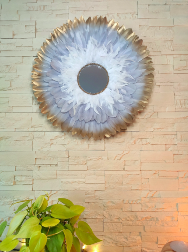 Jujuhat plumes grises et blanches et jute dorée