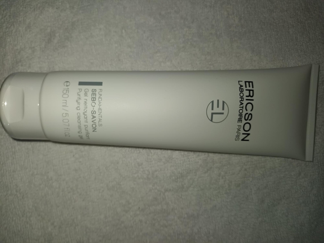 Umývací gél s antibakteriálnym účinkom pre mastnú, problematickú pleť, aknóznu pleť 150ml VÝPREDAJ