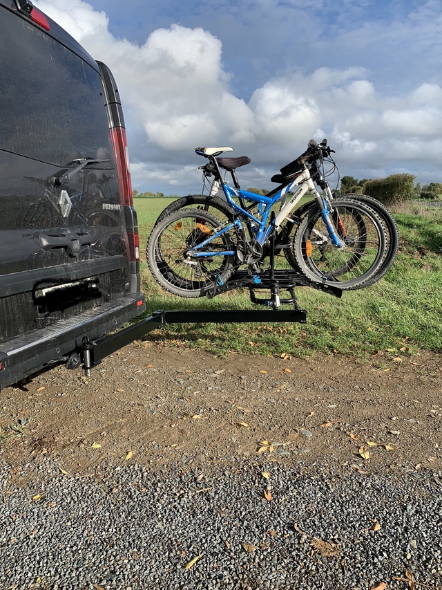 BRAS PIVOTANT PORTE VÉLOS REVERSIBLE 80Kg
