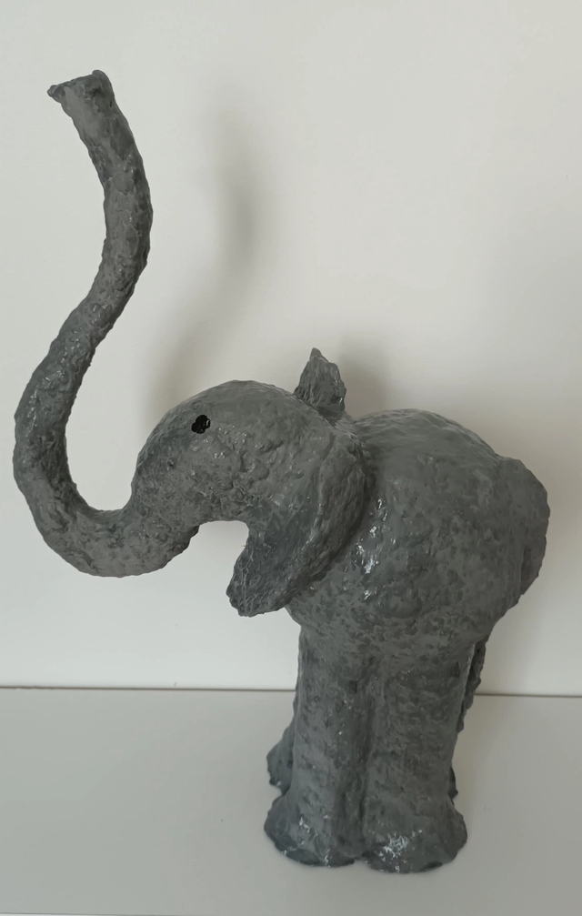 MAMAN ELEPHANT, papier mâché, fait main, décoration ou cadeau unique, 30 cm de haut