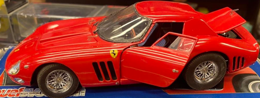 Ferrari 250 GTO 1964 rot Jouef 1:24