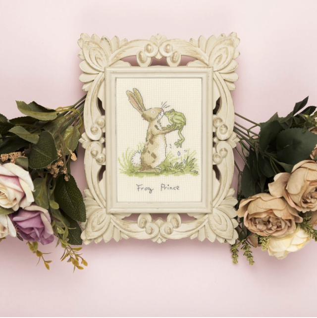 Bothy Threads Frog and Prince Cross Stitch Kit 14x19cm UK