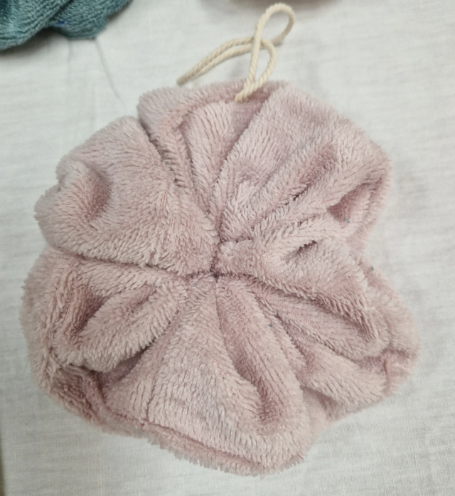 Fleur de douche en Eponge Bambou - Petit Format - Rose