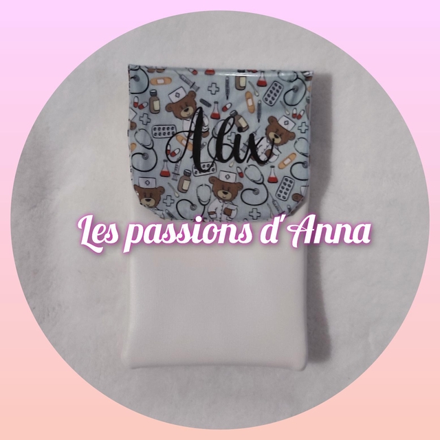 Pochette à crayons aimantée