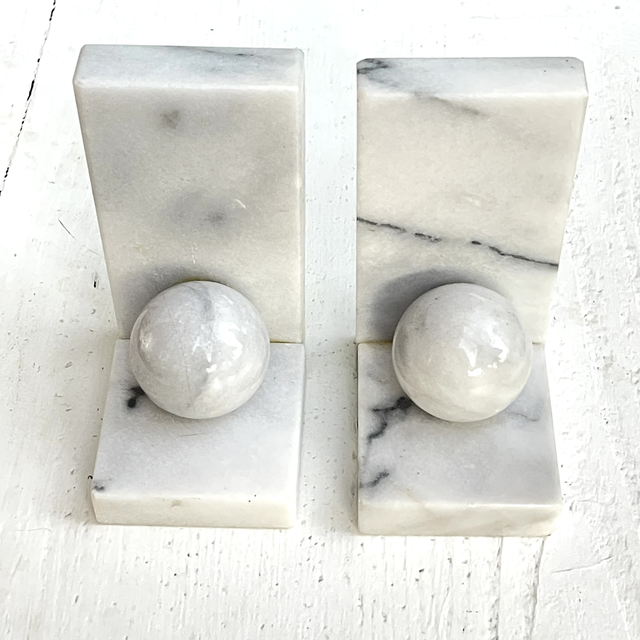 Marmor Buchstützen Kugel 