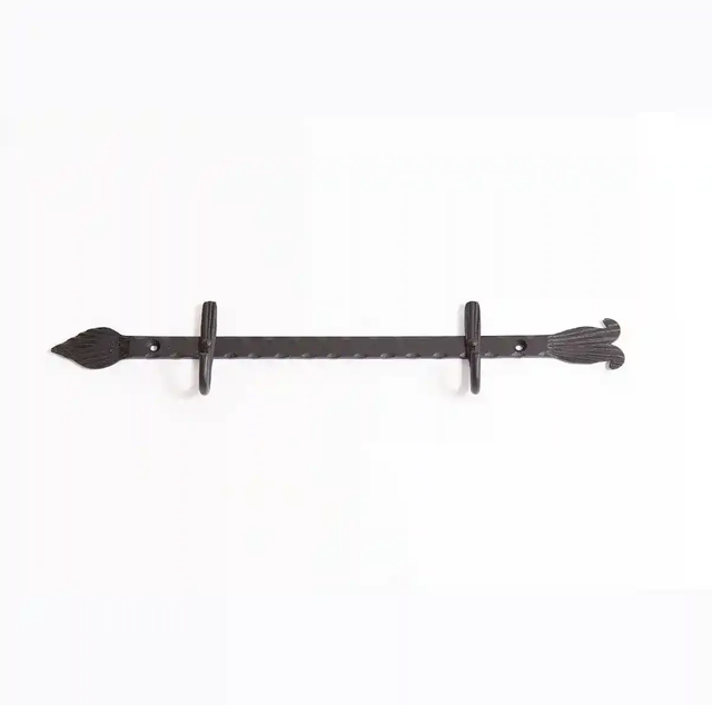 Naulakko seinälle 2-lla koukulla 077