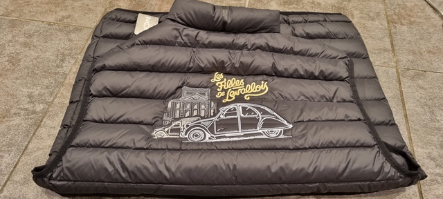 Doudoune sans manche FDL brodée recto verso, nouveauté 2023