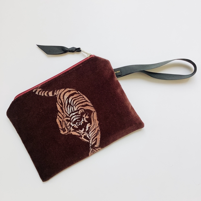 Chocolate Brown Tiger velvet Zip-Up Pouch 