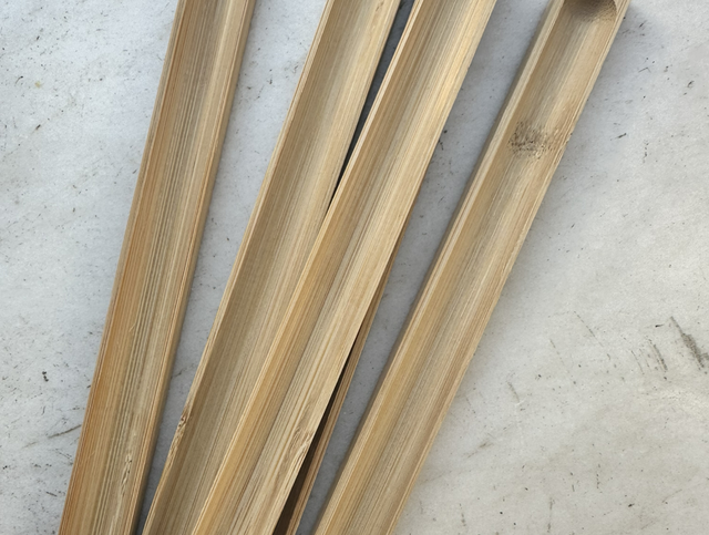 RÄUCHERSTÄBCHENHALTER