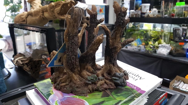 Aqua one tree Orniment 