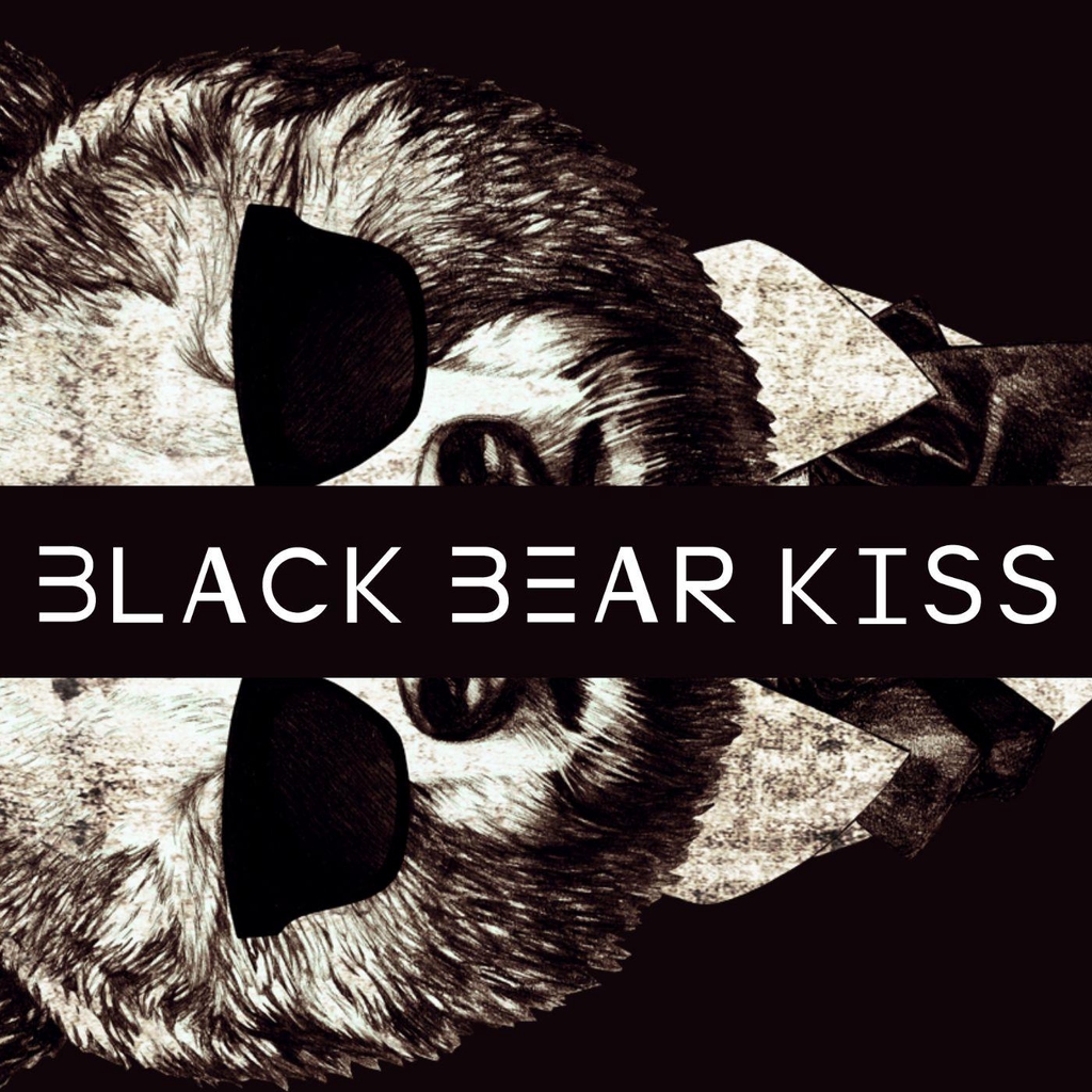 BLACK BEAR KISS STORE