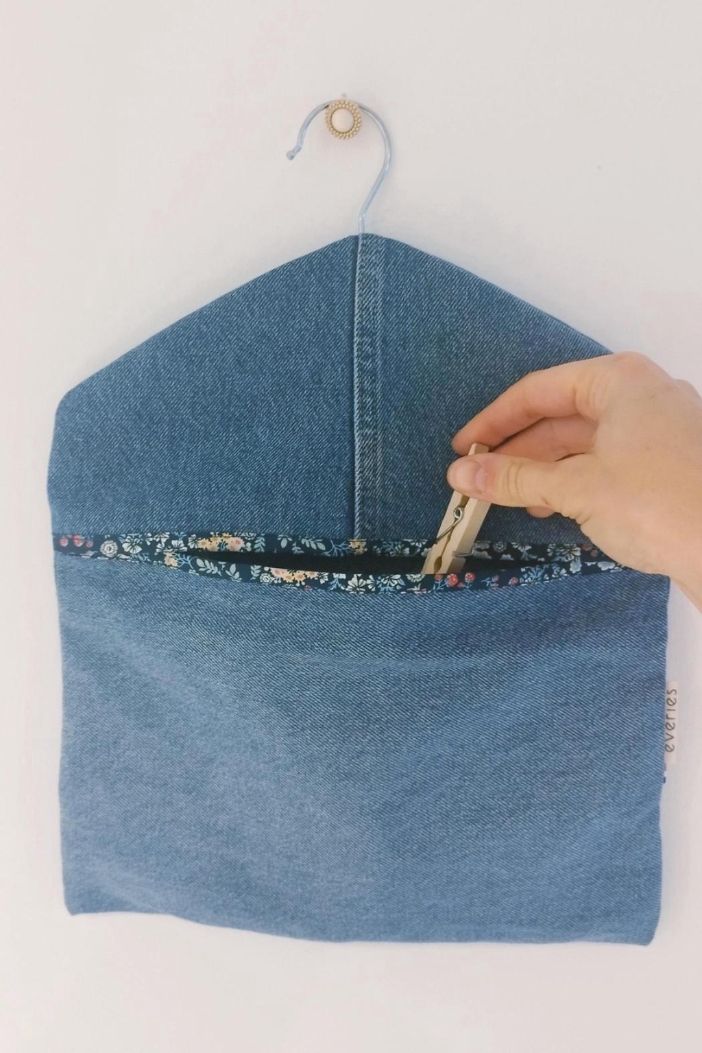 Trouver des articles utiles au quotidien, pour décorer votre intérieur, pour l'organisation ou encore pour la toilette. 