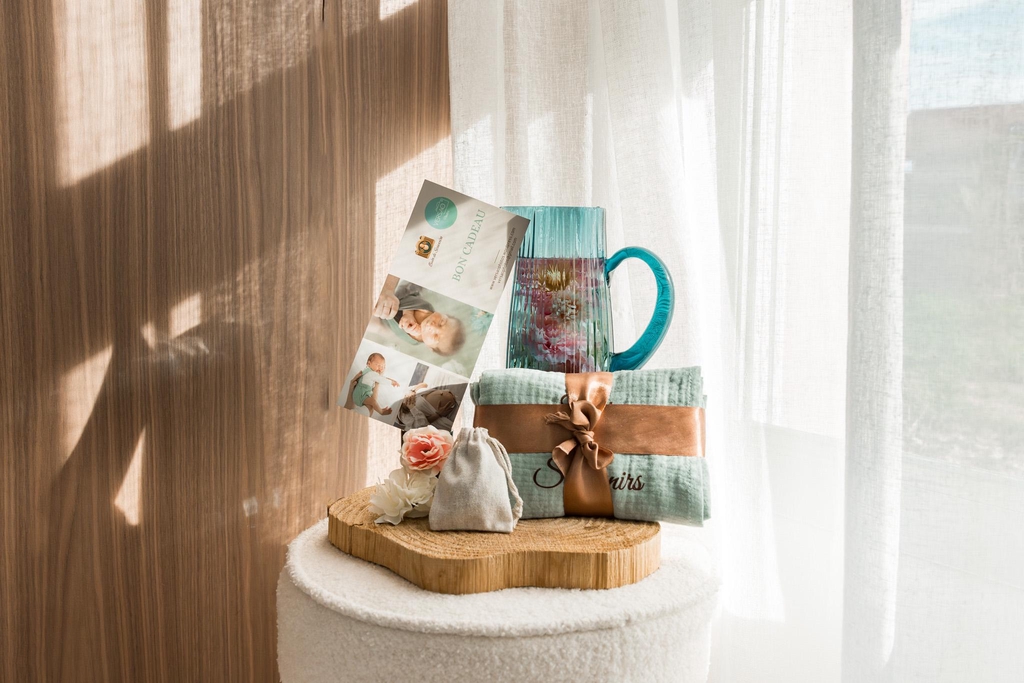Carte Cadeau séance photos et Langes pour bain enveloppé 