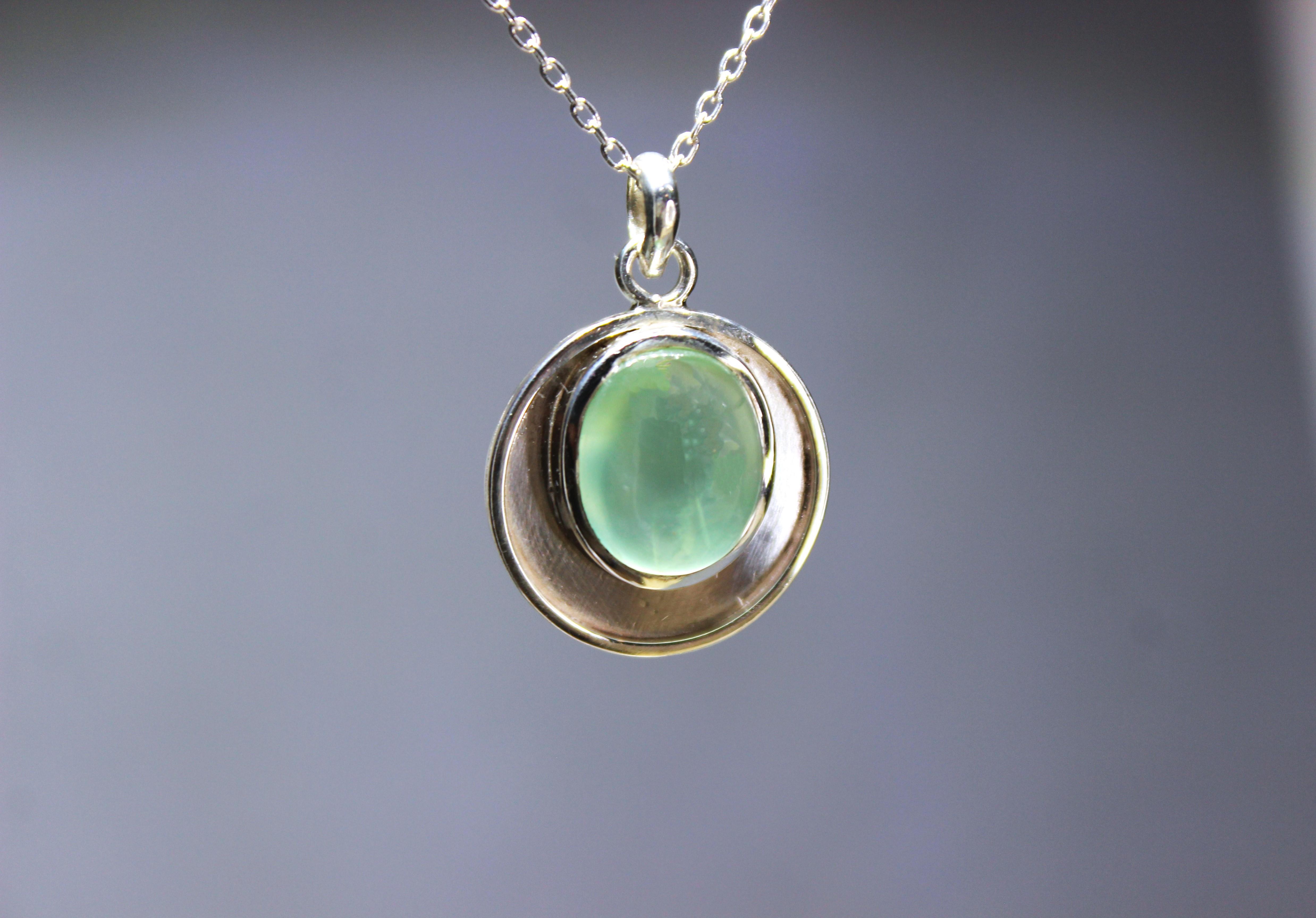 Colliers et Pendentifs