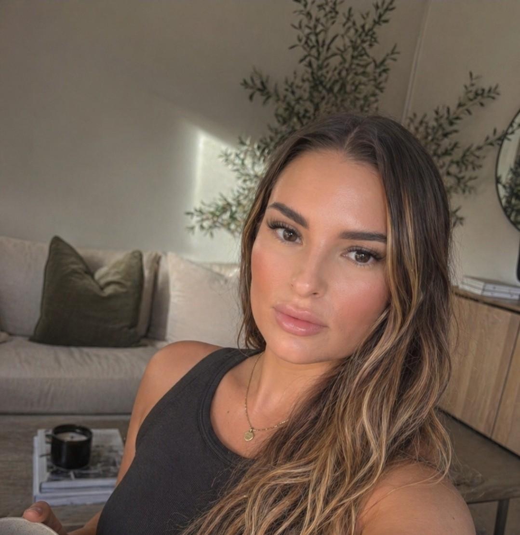 Kera, evidential medium and Seichem Reiki practitioner, in the Iridescent Souls treatment room