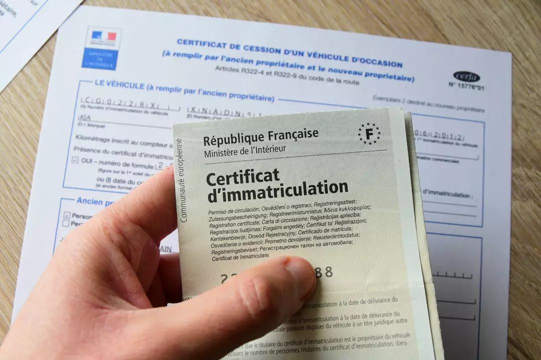service d’immatriculation à Fréjus - Saint-Raphaël 