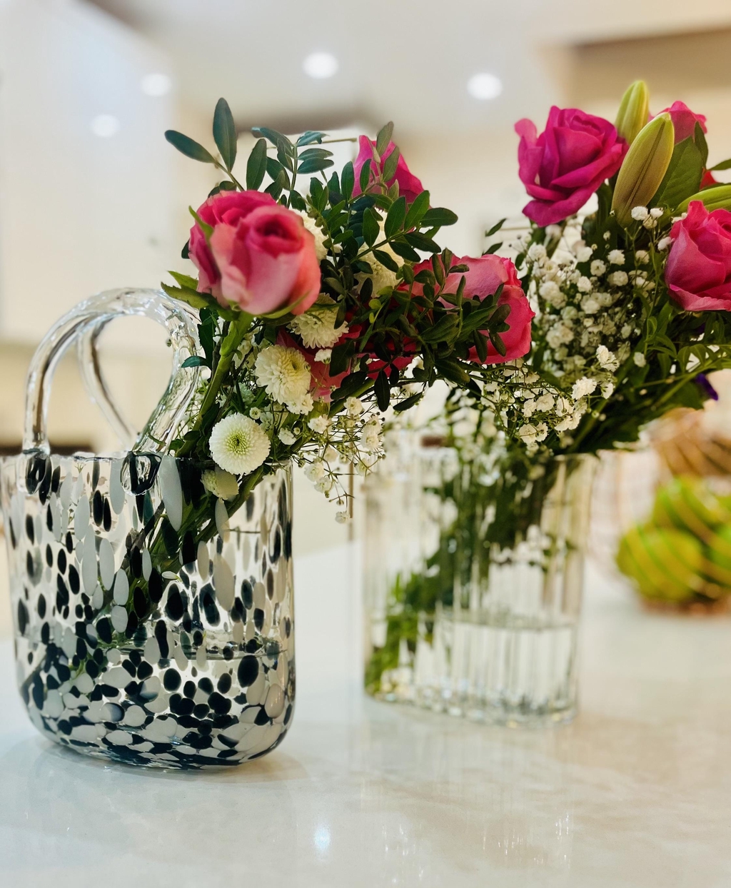Luxury black and white glass vase with monochrome patter, crafted from thick heavyweight glass, styled as modern home decor.

Clear ribbed luxury glass vase made from thick heavyweight glass, styled for elegant floral arrangements and modern interiors