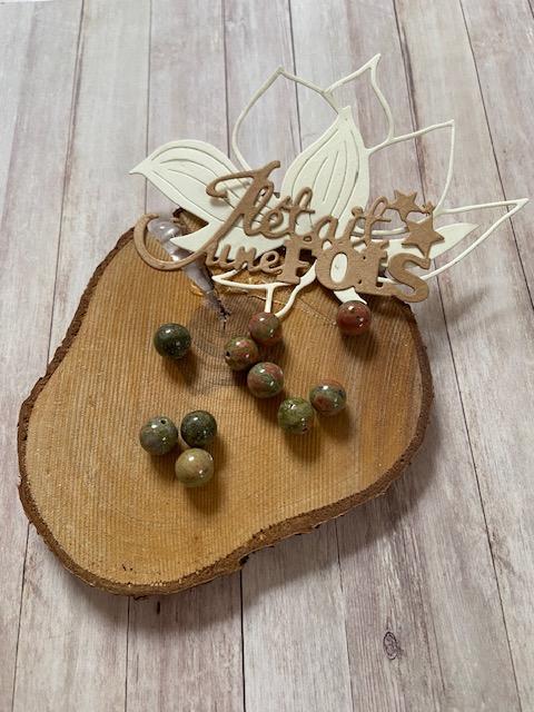 Unakite : bienfaits, propriétés et bijoux en pierre naturelle