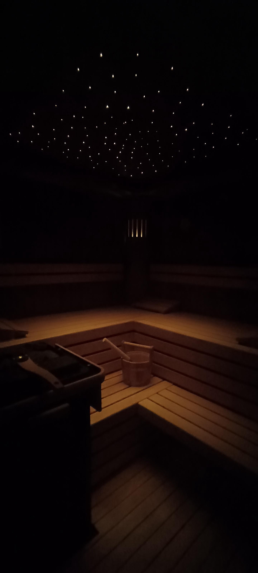 Evāra | Private Spa
A Unique Private Spa Wellness Concept