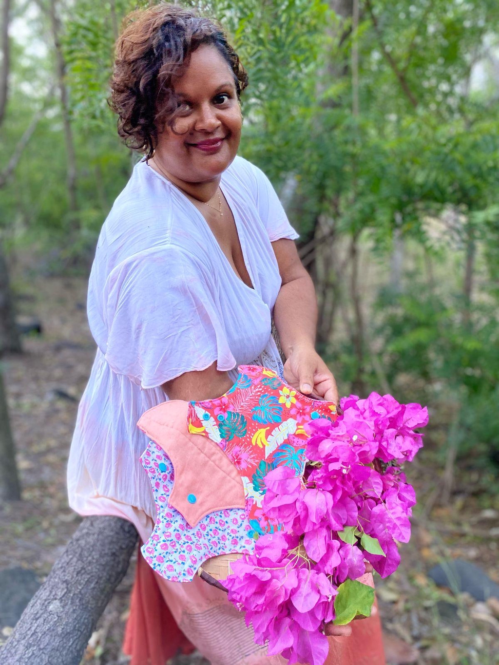 Alternatives menstruelles réutilisables. Confort au naturel . Fabrication artianale à la Réunion.