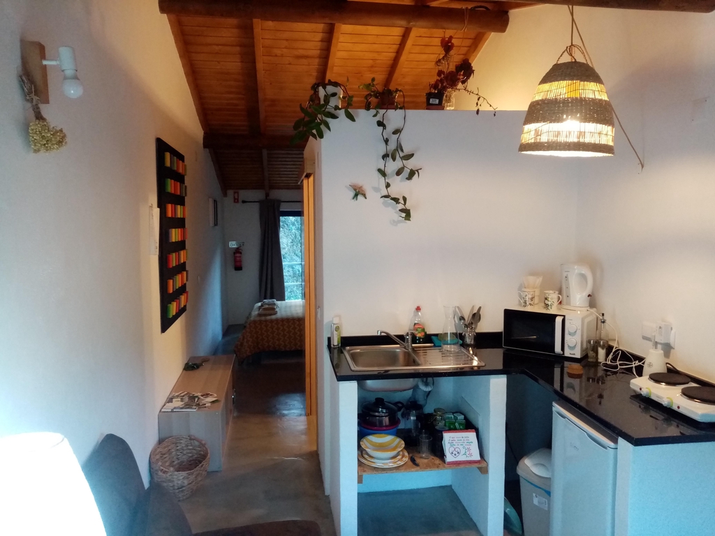 A propriedade é composta por casas independentes e suites simples e autênticas, sem luxos artificiais