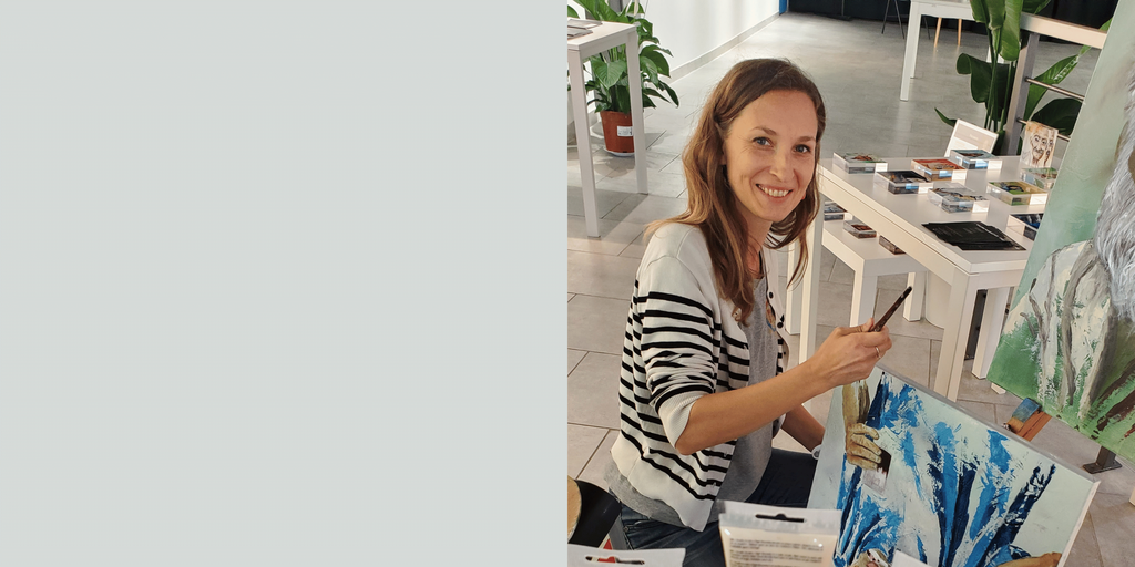 Explorez le parcours de l'artiste peintre contemporaine Aurélie Blanchet et découvrez ce qui l'a amenée à peindre