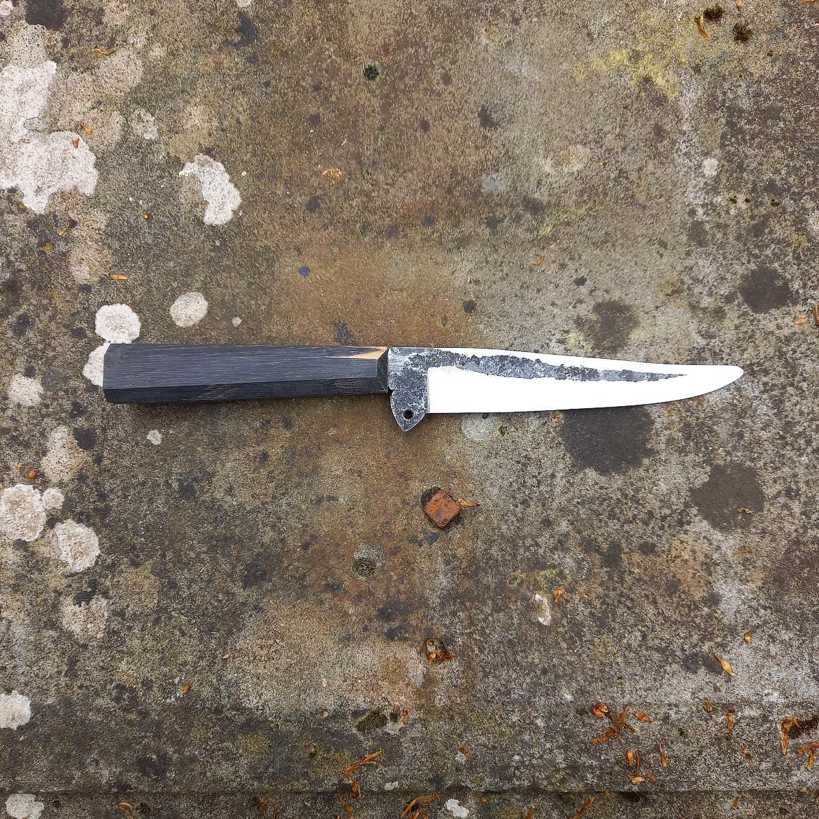 Kitchen knives