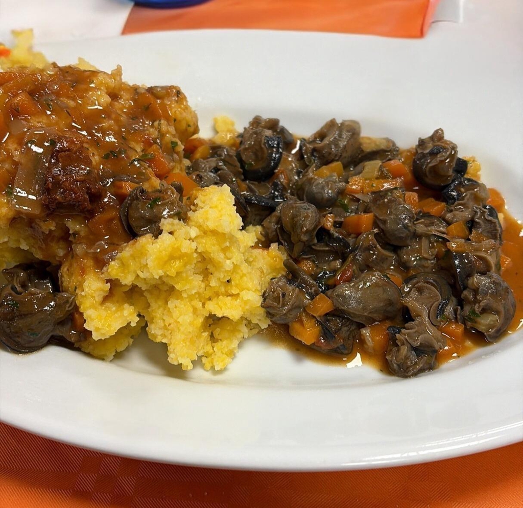 Lumache in umido con polenta