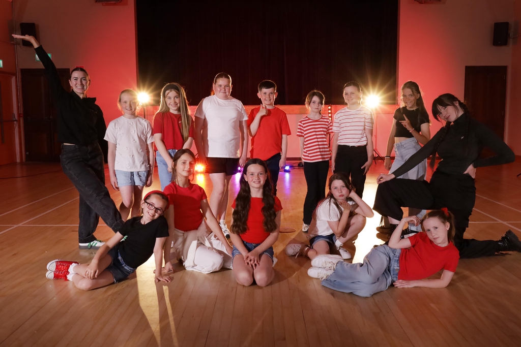 




Elite Stage School