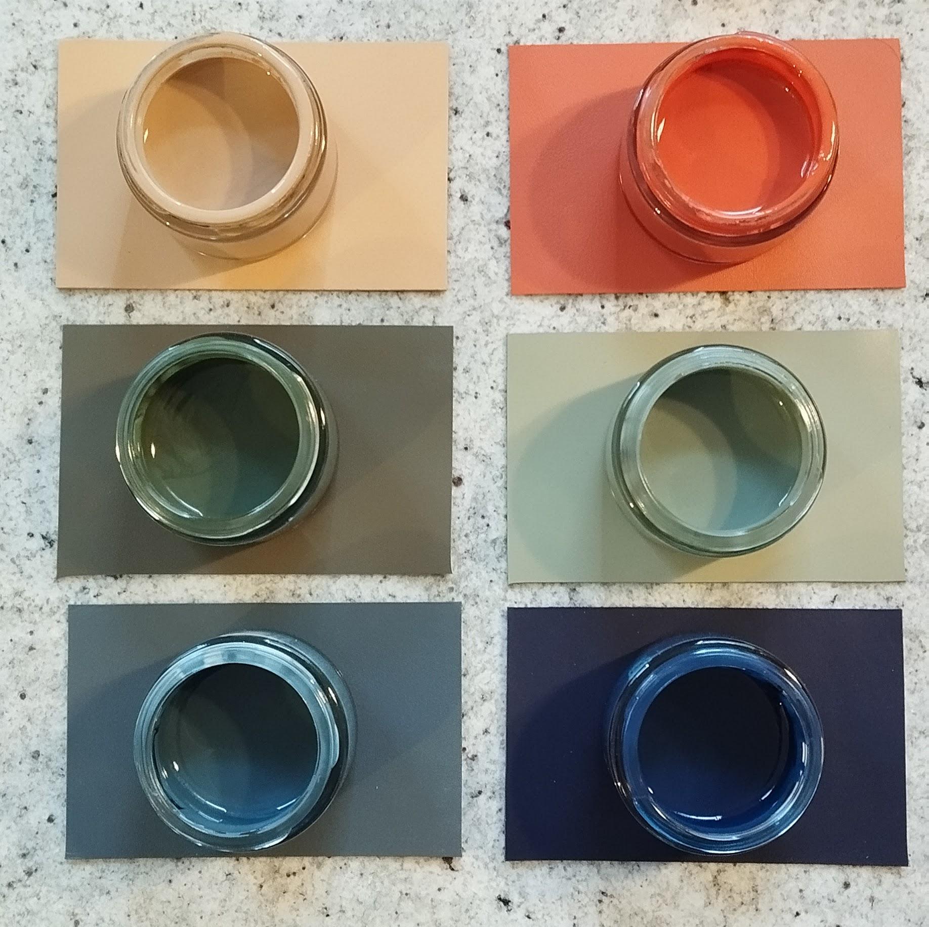 Teinture de tranches assortie aux cuirs