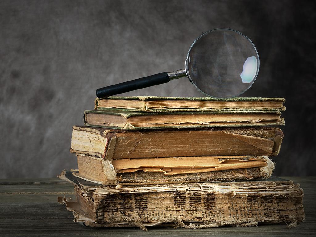 Pensi di avere risolto l'enigma?! 🤔
Leggi con attenzione il romanzo e invia la tua soluzione tramite e-mail a: staff_christina_raia@virgilio.it
Ti verrà comunicato se hai risolto l'Enigma!!
Se sì potrai scegliere il tuo premio!! 🎁🥳
Puoi scegliere tra Mystery Box (per un'amica/o, o chi vuoi tu), oppure uno tra gli articoli presenti sul sito!! 
Detto questo: buona fortuna!! E che vincano i migliori!! ❤️