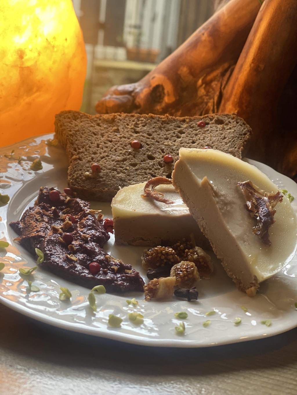 Médaillon de Fogra artisanal sur pain moelleux
