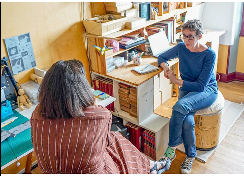 Échanges entre Laetitia de Petit d'Auvergne et Sarah de Pétulia.