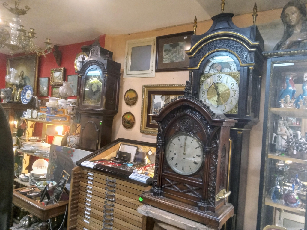 Colección de Relojes de Pared 