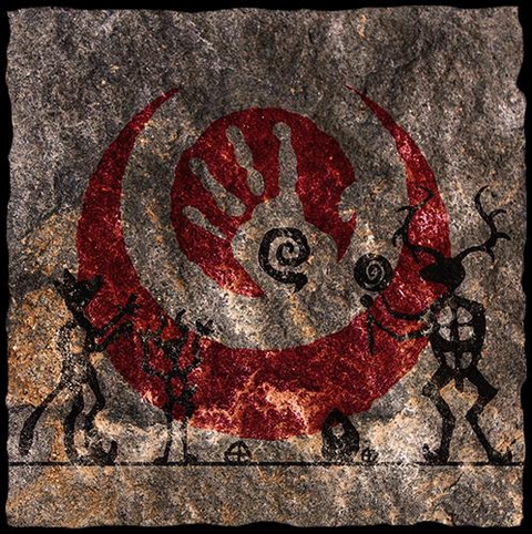 Masques animaliers et fantastiques, coiffes chamaniques, fausses taxidermies d'animaux à porter en coiffe. 