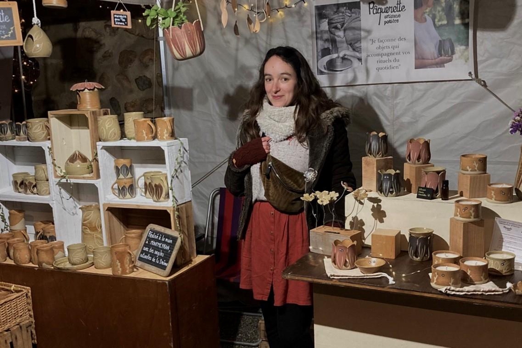 stand marche Noël créateur artisanal poteries