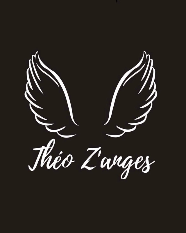 Théo z’anges créations foulards casual chics 

🧵 Des étoffes d'exception, une touche d'artisanat authentique , fait main et /ou personnalisable.

