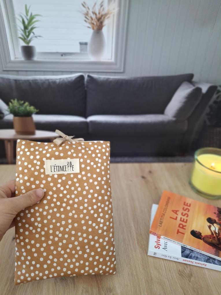 Pochettes à livre en tissus upcyclés