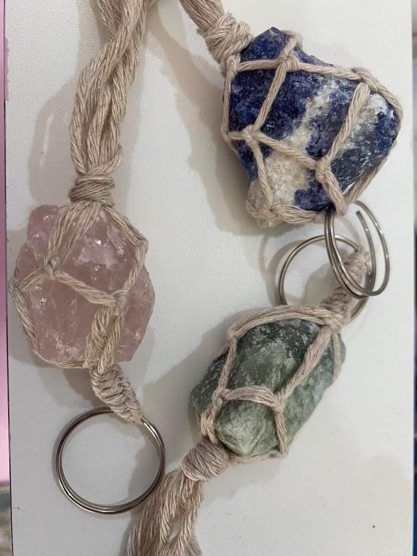 L'ouverture de ton 3ème œil commence ici,
La vie ne s'arrête pas là où tu le crois
Elle commence la ou sa finit ❤️