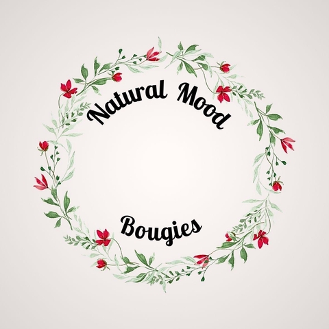Bougies naturelles en cire végétale et parfums de Grasse
Un voyage olfactif en douceur, la douce lueur en transparence, fleurs et pierres...