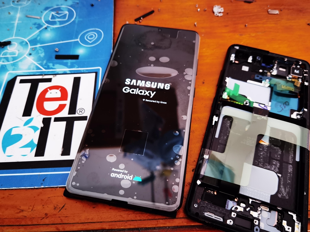 Original Samsung Service pack
