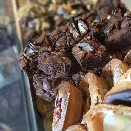 Saturday Bakeshop, Bakewell Tarts, Brownies, cinnamon rolls