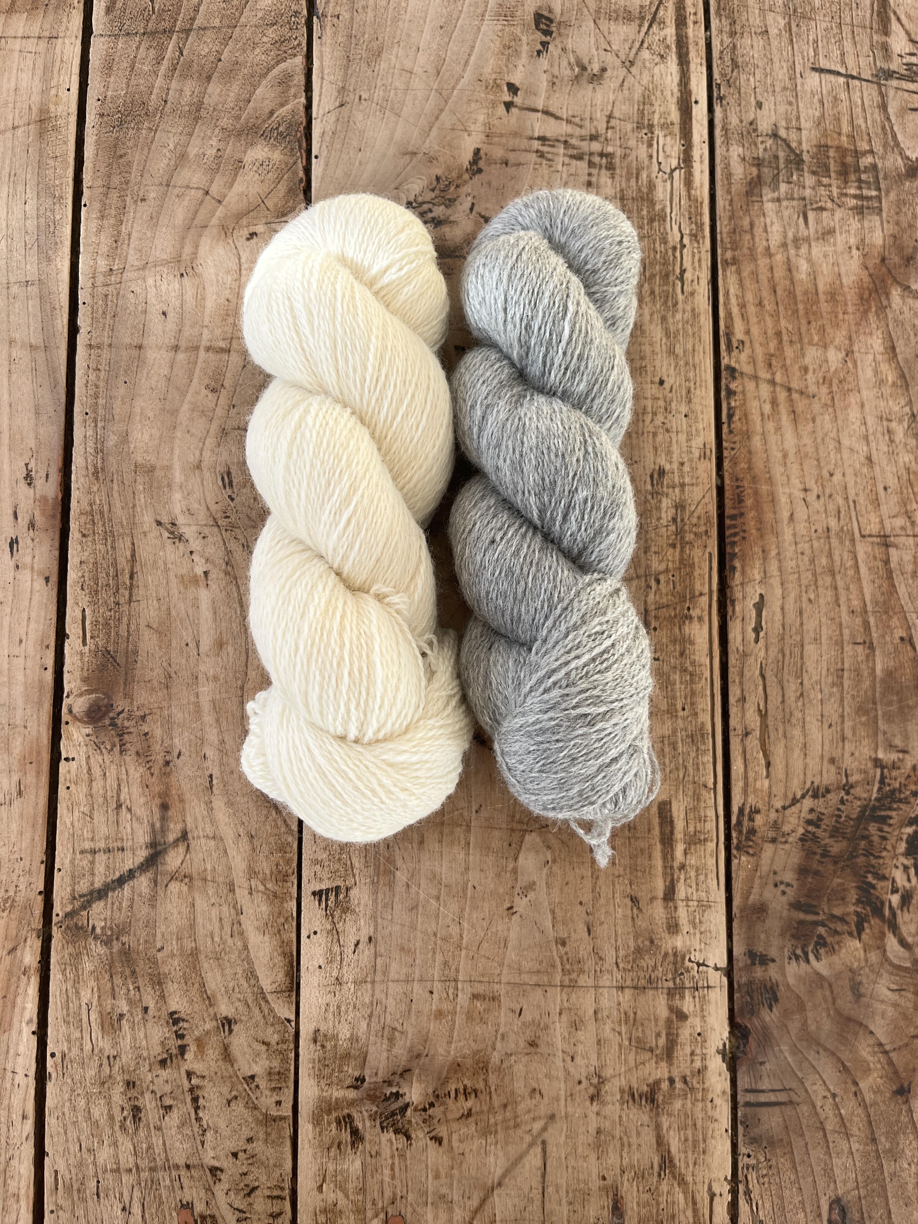 50% de laine luxueuse Bluefaced Leicester et 50% de laine robuste Masham