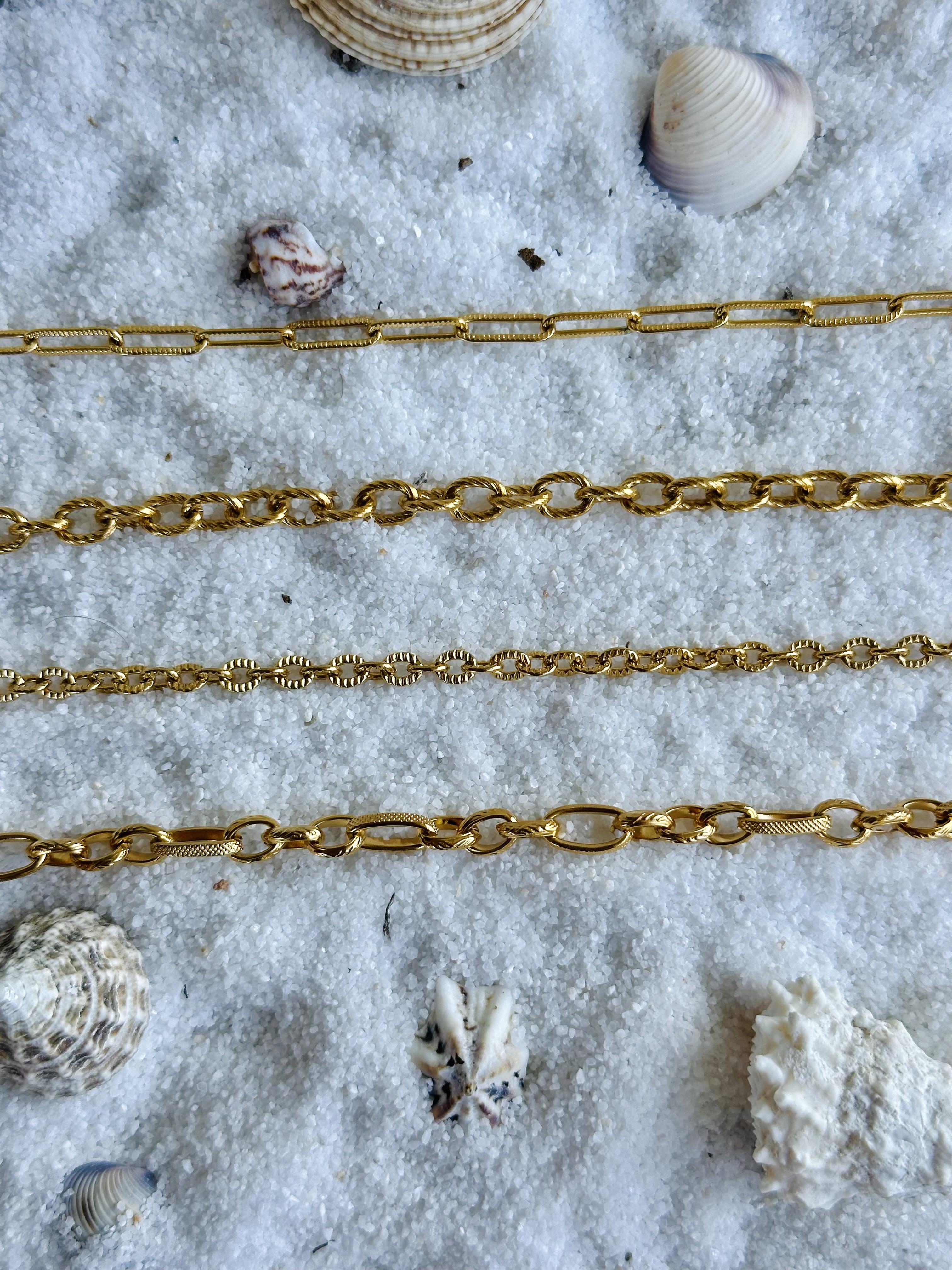 Chaines Dorées Colliers