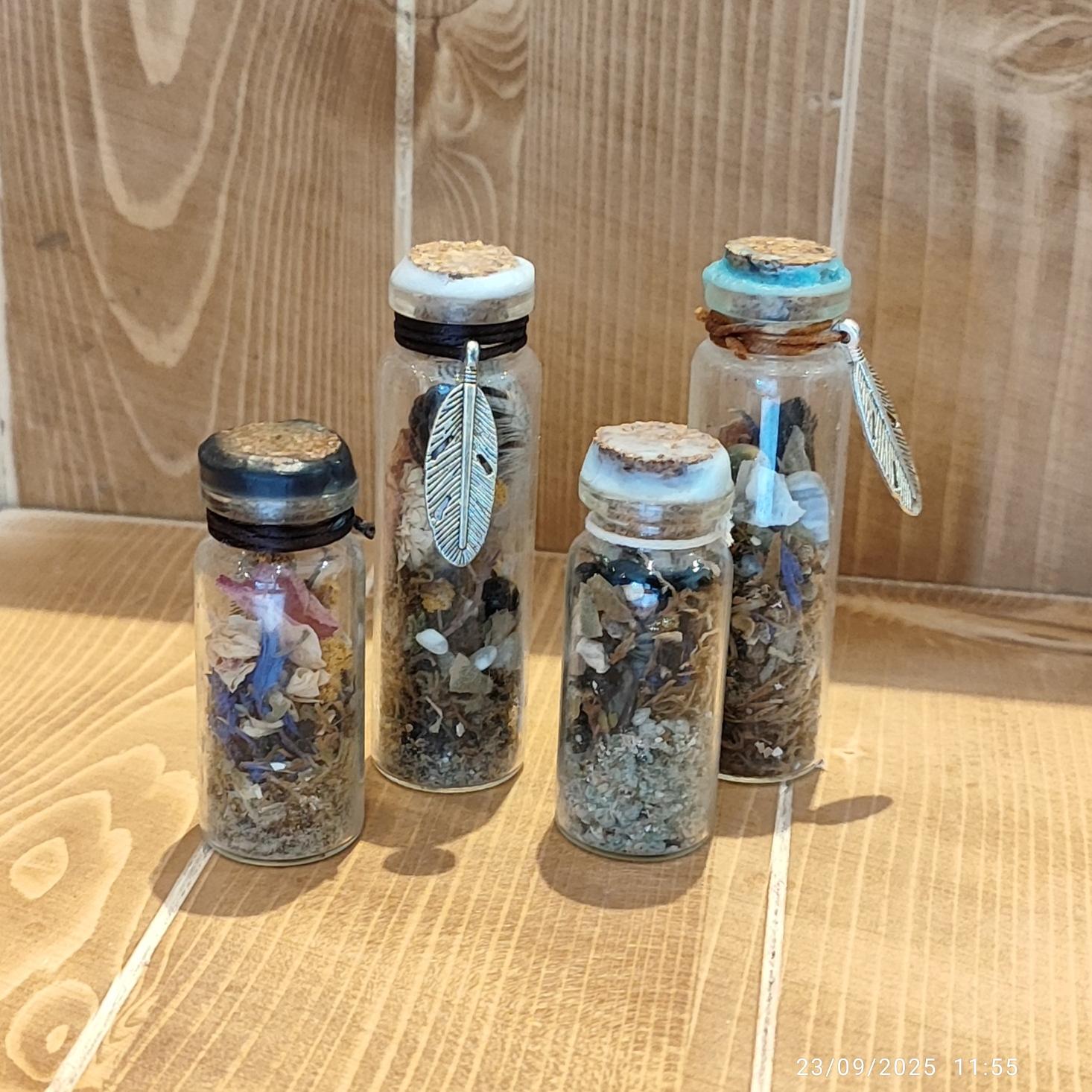 Spell Jar & Amulettes