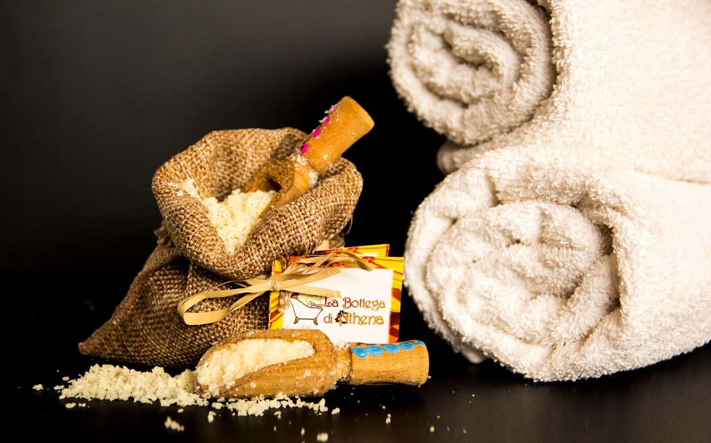Sapone da bucato all'olio di oliva, ideale per smacchiare e sbiancare in maniera naturale!