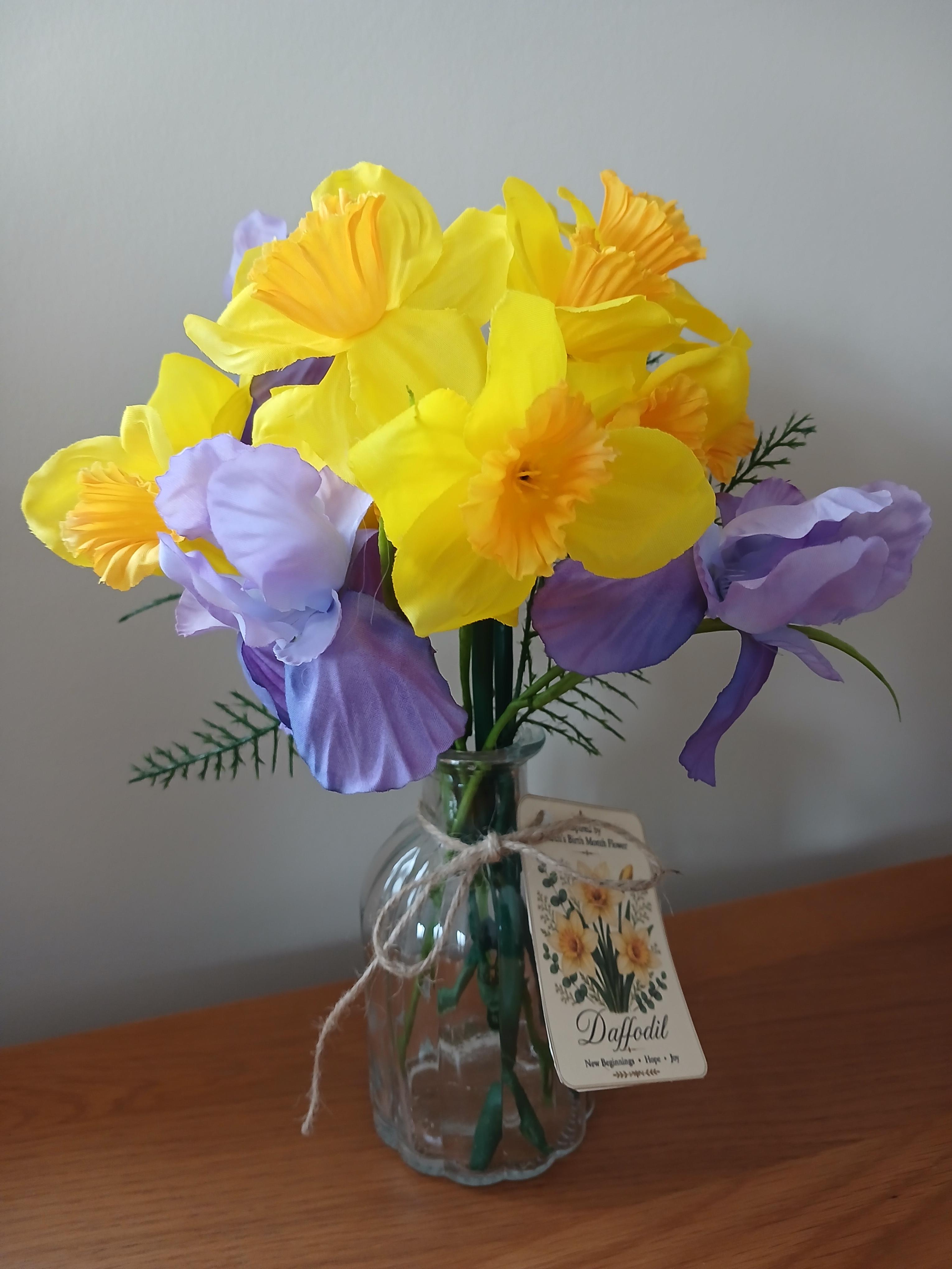 March Birth Flower: Daffodil Meaning & Symbolism